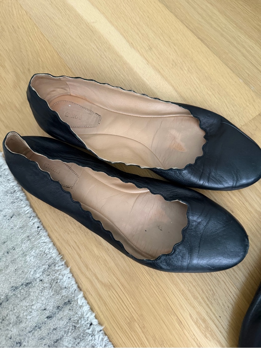 Chloe Black Scalloped Leather Ballet Flats